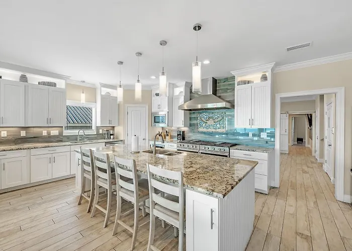 Resting Place By Gsvr - Beachfront With Pool, Game Room, And Theater - Free Activities And Golf Holiday home Gulf Shores