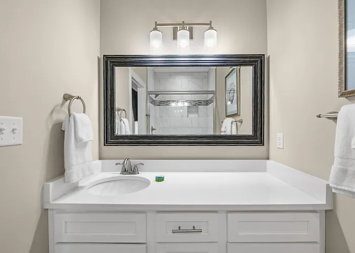 Resting Place By Gsvr - Beachfront With Pool, Game Room, And Theater - Free Activities And Golf * Gulf Shores